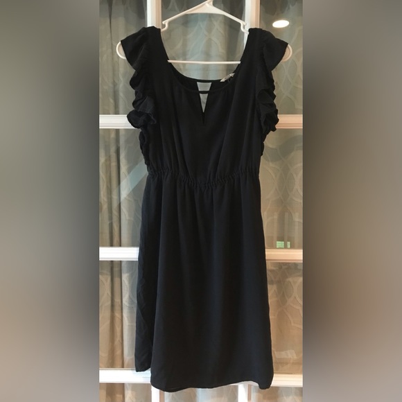 Fossil size XS keyhole type black fluttery dress, modest but also attractive! - Picture 8 of 8
